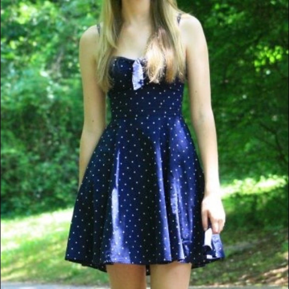 Jessica Simpson polka dot dress with pockets